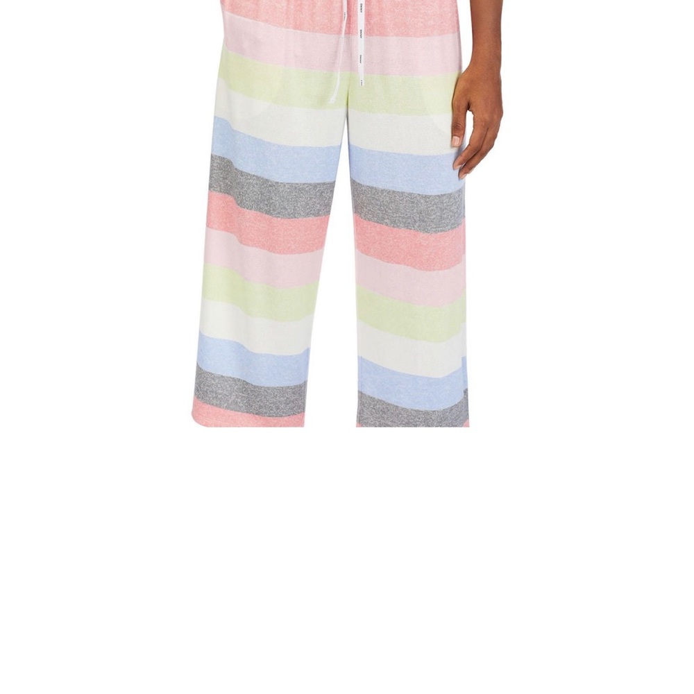 DKNY Women's Elastic Waistband Capri & Short Sleeve
Pajama Set - Picture 8 of 11